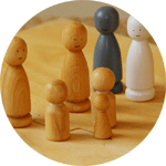 Familienbrett Hilfe beim Spielen